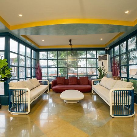 Mstays Ecr By Mirabilis Hotel Ченай Екстериор снимка